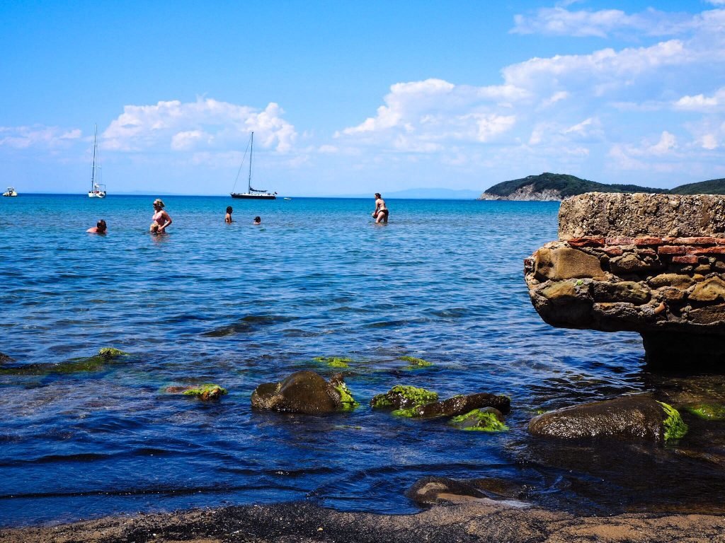 Spiaggia Baratti - 9 unmissable things to see near San Vincenzo, Tuscany with kids