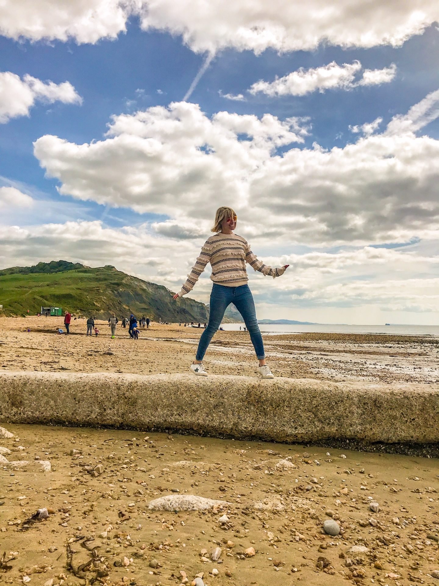 Charmouth Beach fossil hunting