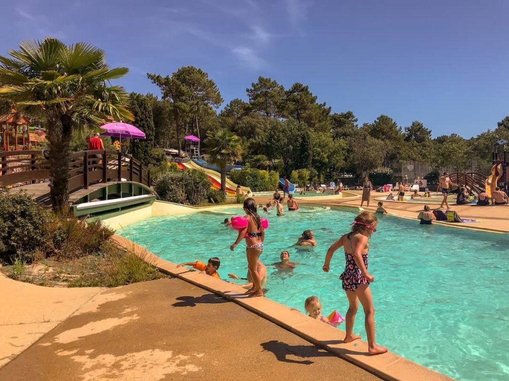 swimming pool camping south west france, camping cote d'argent