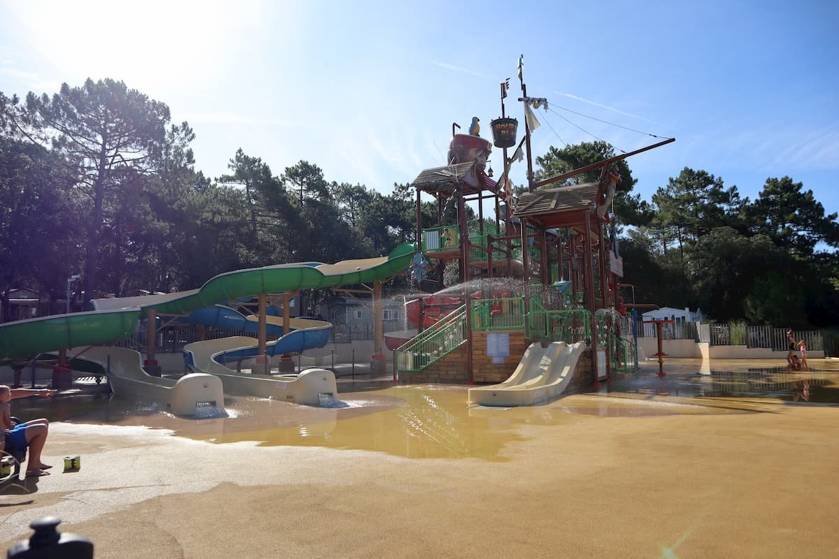 Water park camping Cote d'argent, campsite south west france