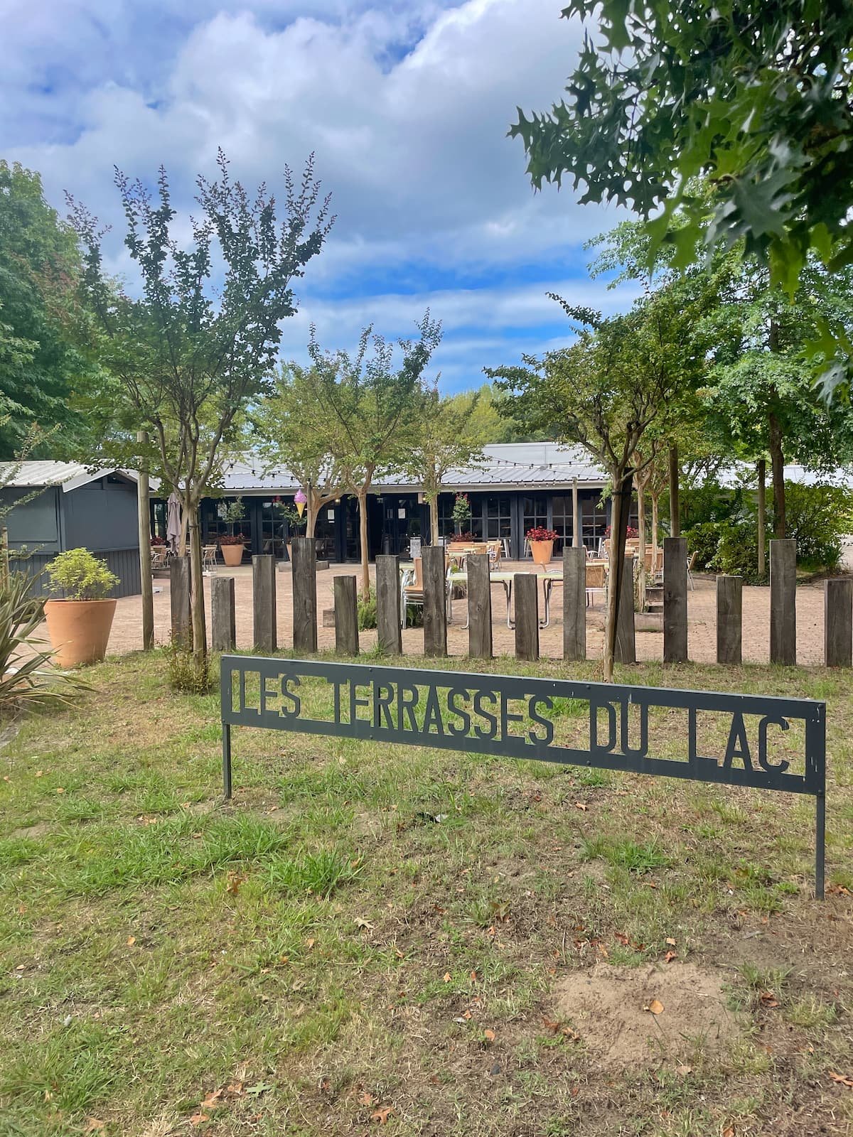 Terrasses du Lac restaurant, Etang de Leon