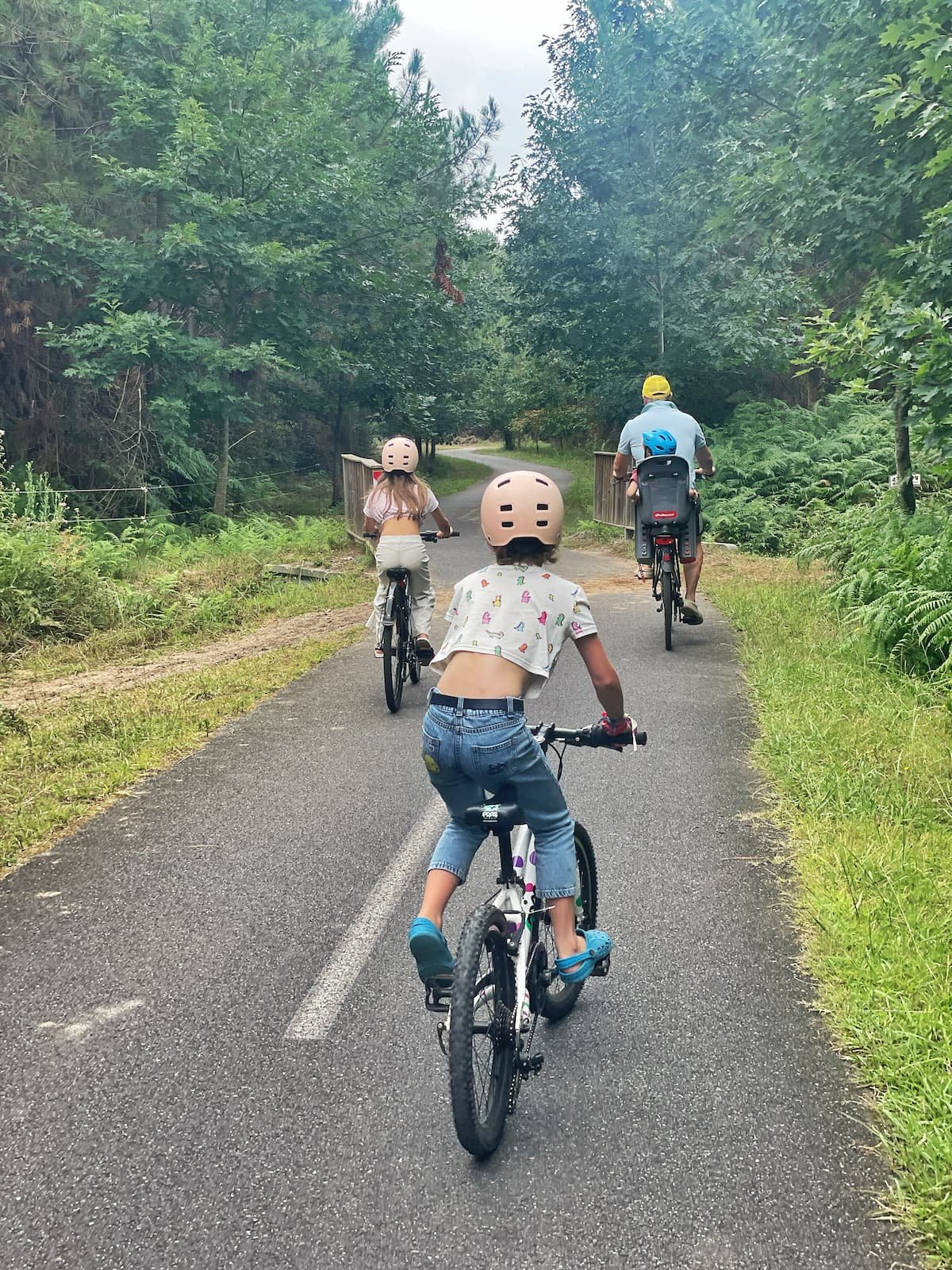 Cycle tracks around Le Col Vert campsite