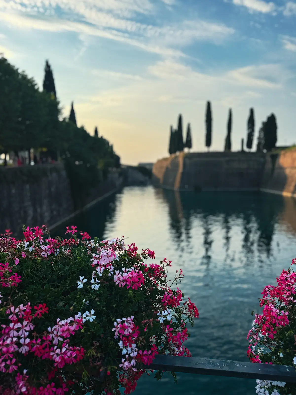 Peschiera del garda hu altomincio review italy eurocamp