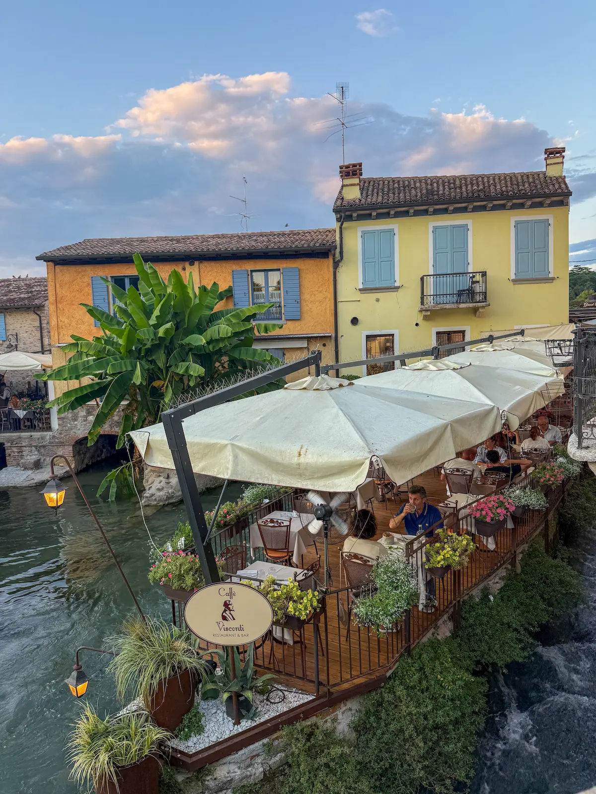 Borgetto borghetto hu altomincio peschiera del garda italy
