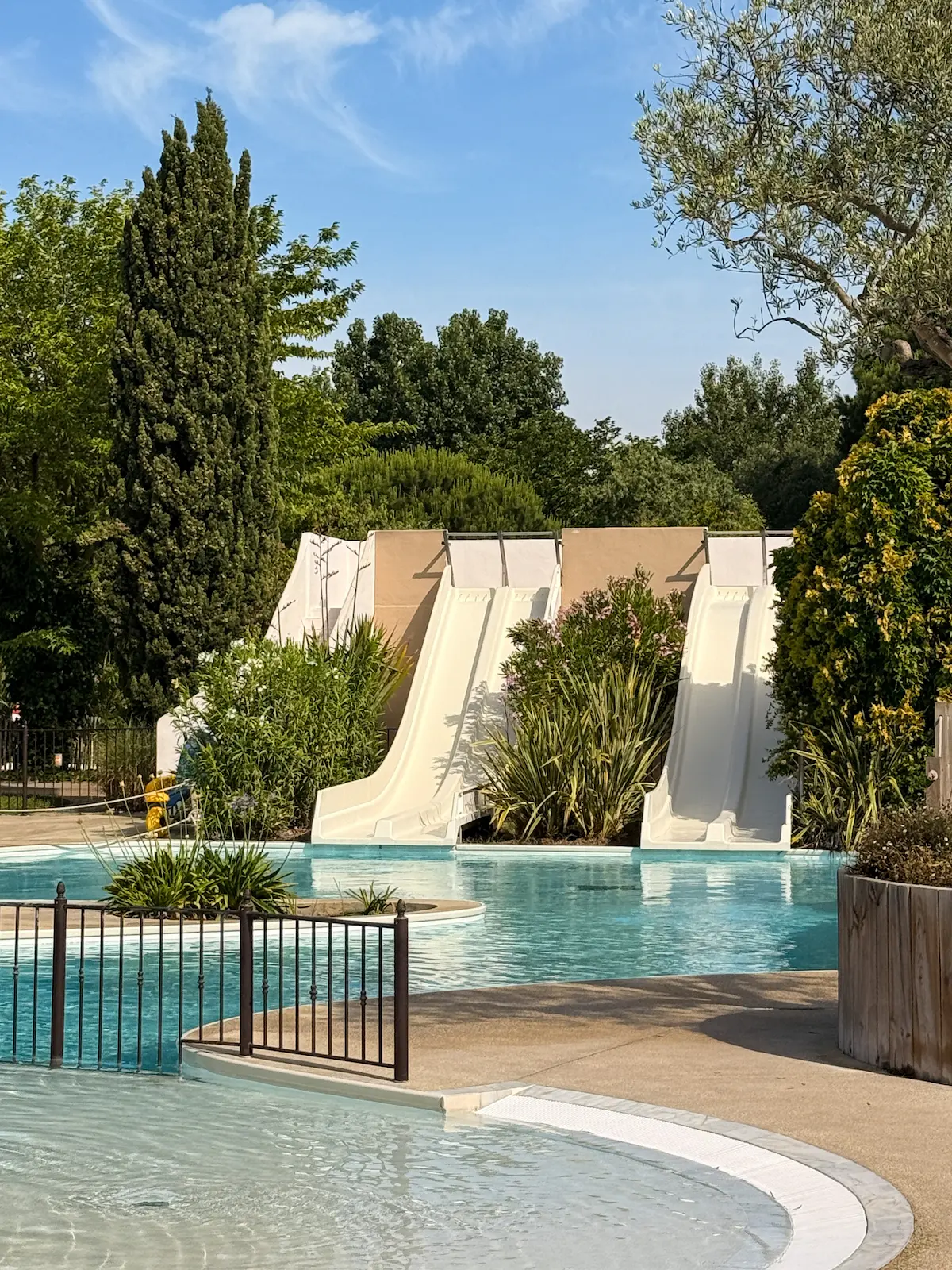 Le Sérignan Plage lagoon swimming pool with waterslides Beziers France Eurocamp review