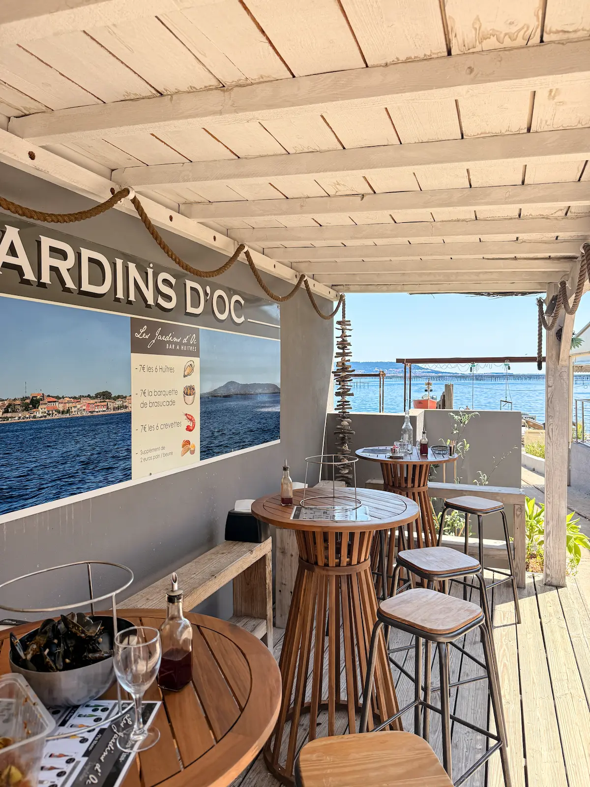 Bouzigues oyster shack les jardins d'oc moules by the sea Sete
