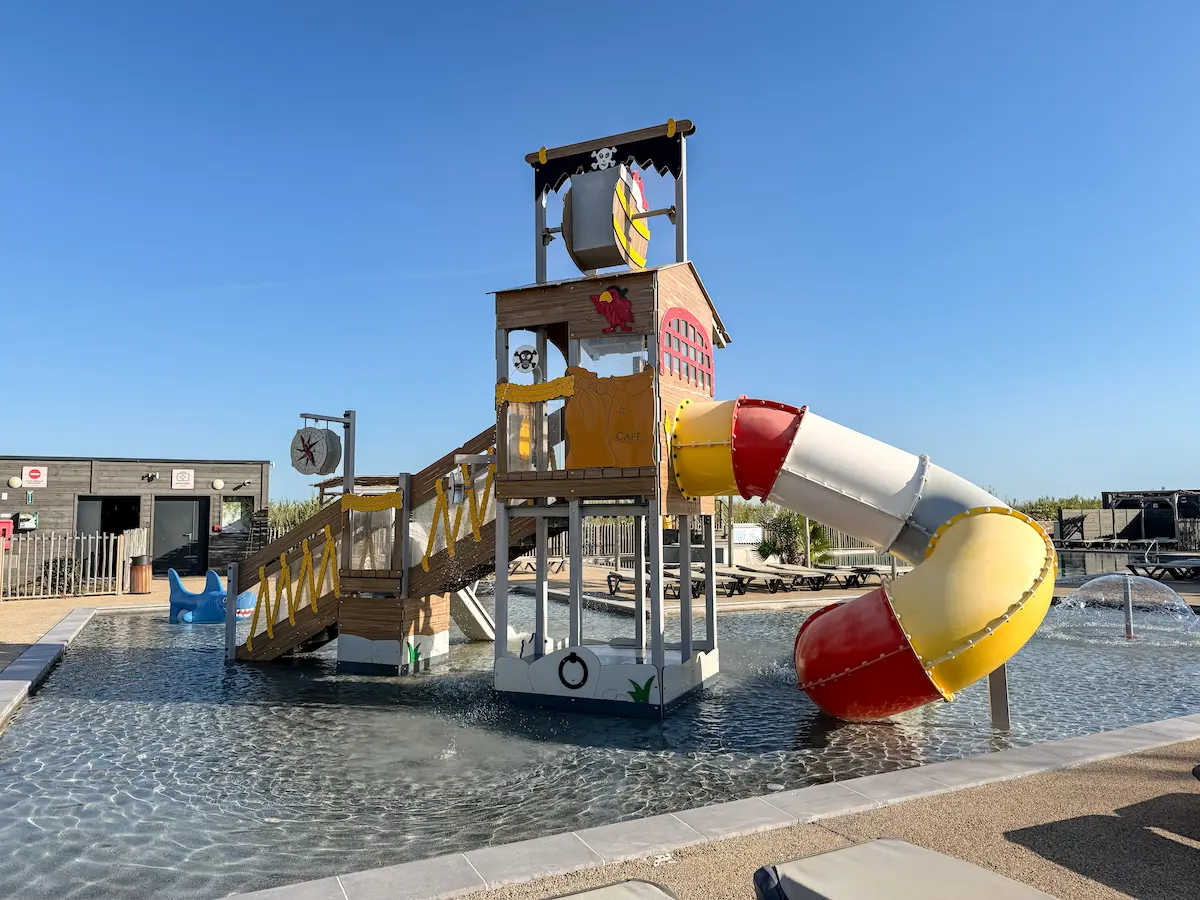 Eurocamp le castellas sete france parc review swimming pool waterslide